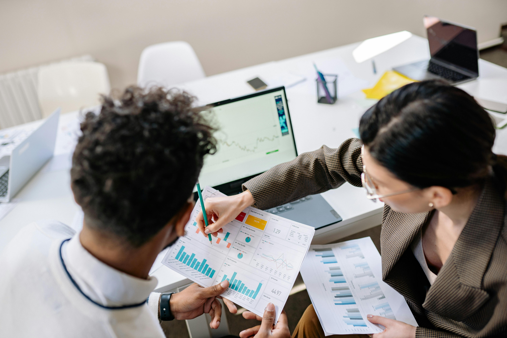 AI Search Leaders Reveal 10 AI SEO Service Strategies for Improving Visibility in Generative Search Results